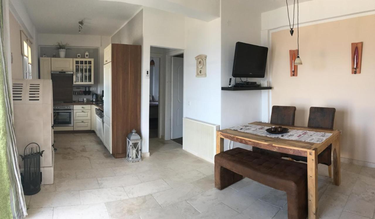 Astra-Ferienhaus Mit Grosser Dachterrasse Und Top-Ausstattung In Nas アルメニスティス エクステリア 写真