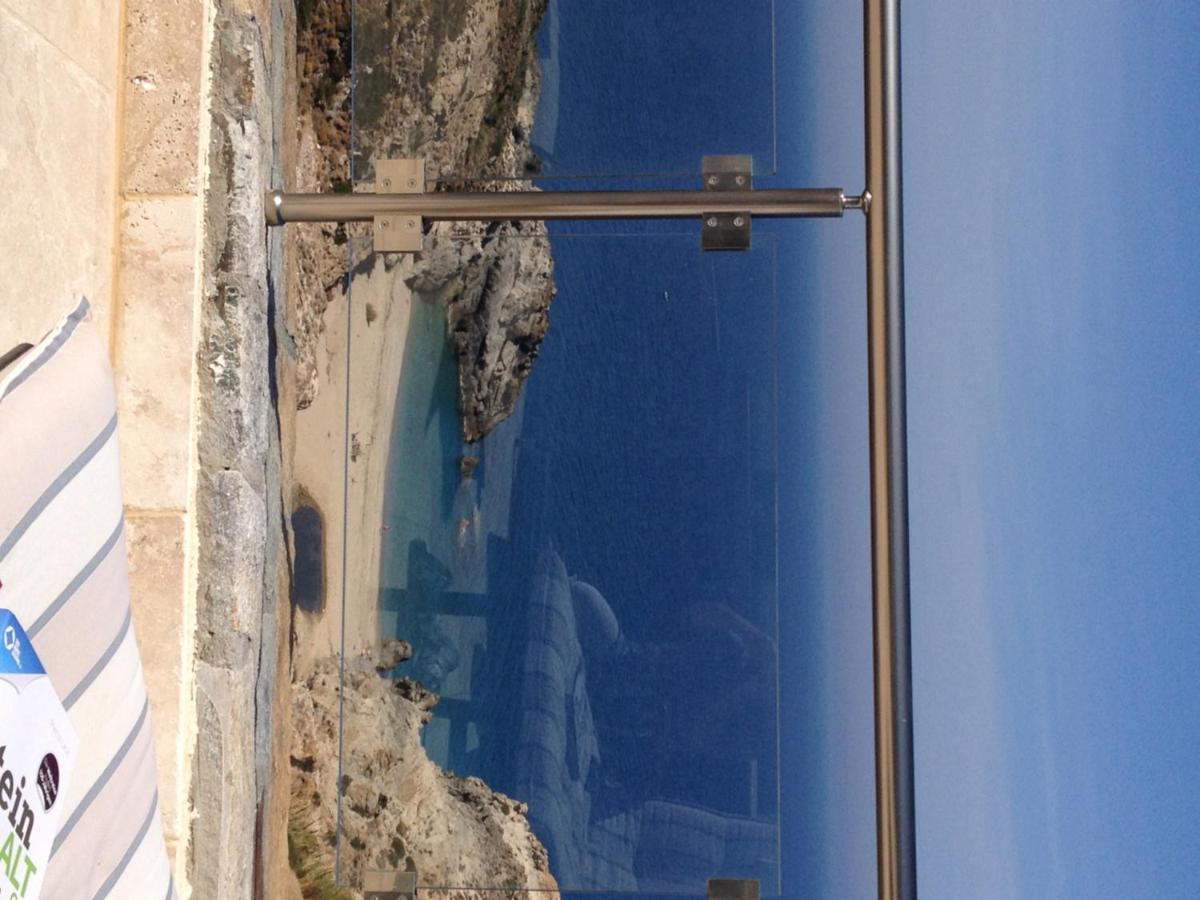 Astra-Ferienhaus Mit Grosser Dachterrasse Und Top-Ausstattung In Nas アルメニスティス エクステリア 写真